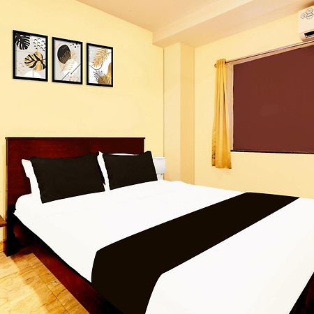 Super Hotel O Mahanadu Formerly Akshaya Bheemas วิเจยาวารา ภายนอก รูปภาพ