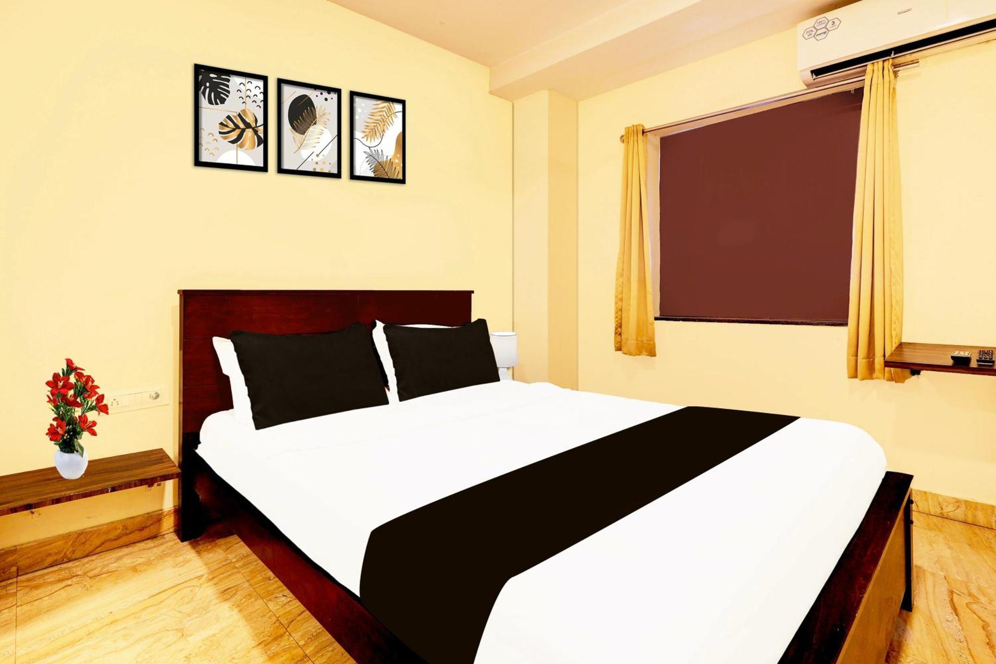 Super Hotel O Mahanadu Formerly Akshaya Bheemas วิเจยาวารา ภายนอก รูปภาพ