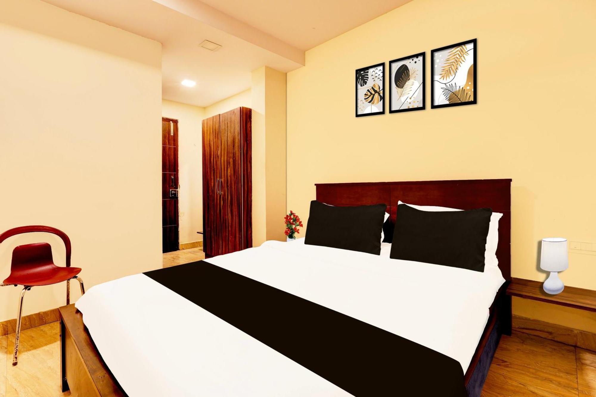 Super Hotel O Mahanadu Formerly Akshaya Bheemas วิเจยาวารา ภายนอก รูปภาพ