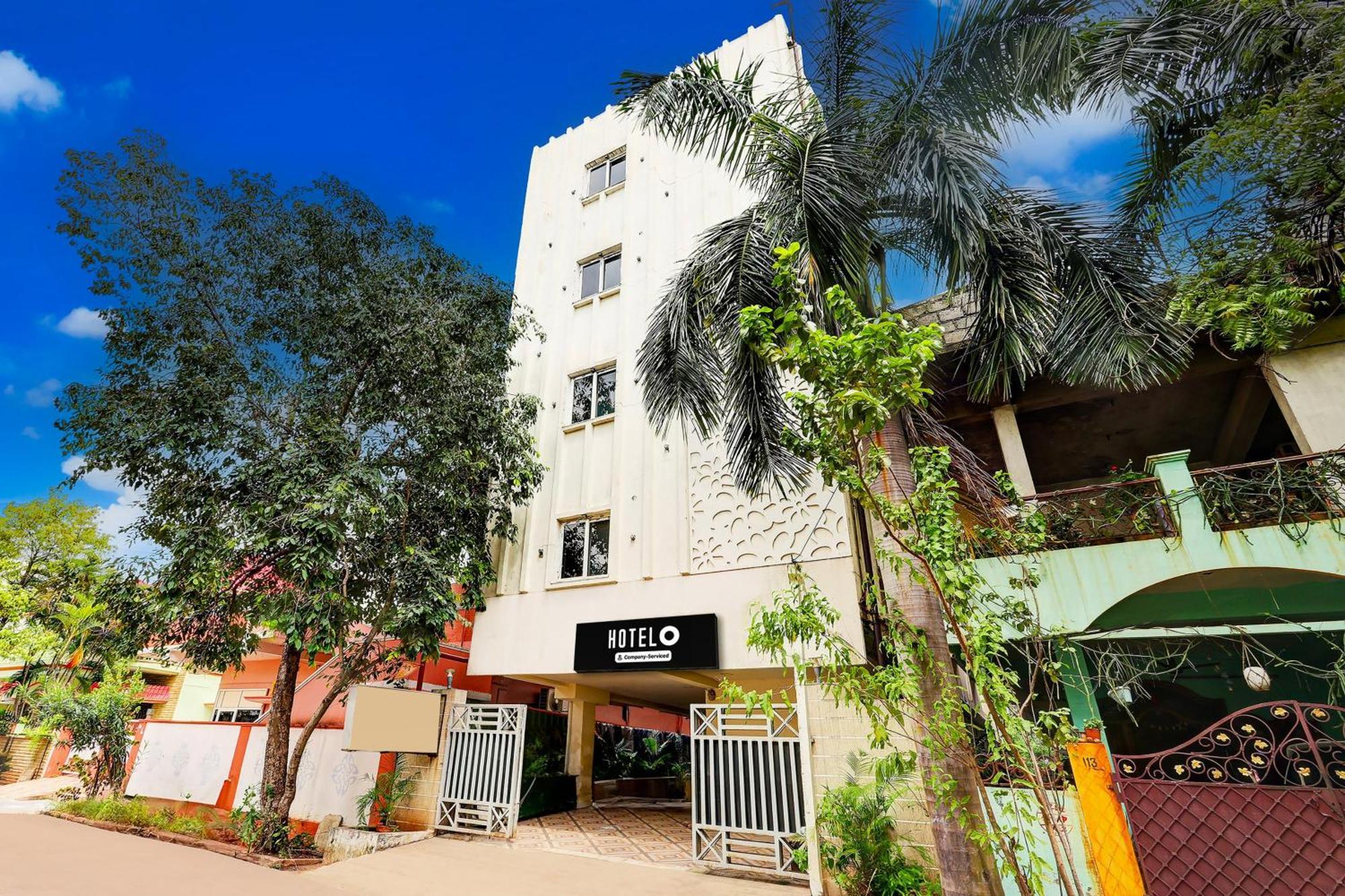 Super Hotel O Mahanadu Formerly Akshaya Bheemas วิเจยาวารา ภายนอก รูปภาพ